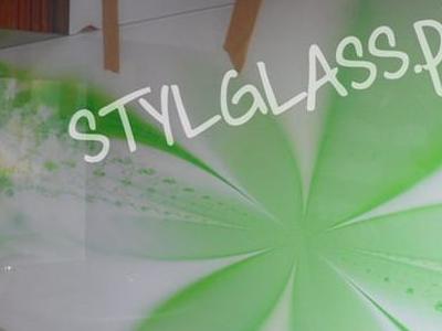 panel szklany osłona kuchenna biało-zielone kwiaty